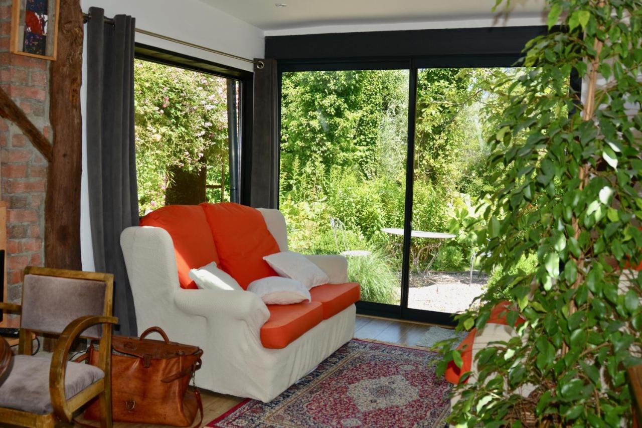 Chambres D'Hotes, Gites La Petite Madeleine La Madelaine-sous-Montreuil ภายนอก รูปภาพ