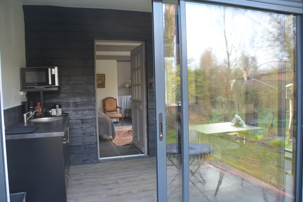 Chambres D'Hotes, Gites La Petite Madeleine La Madelaine-sous-Montreuil ภายนอก รูปภาพ